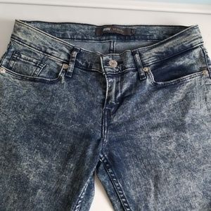 Ladies Levis Skinny Jeans